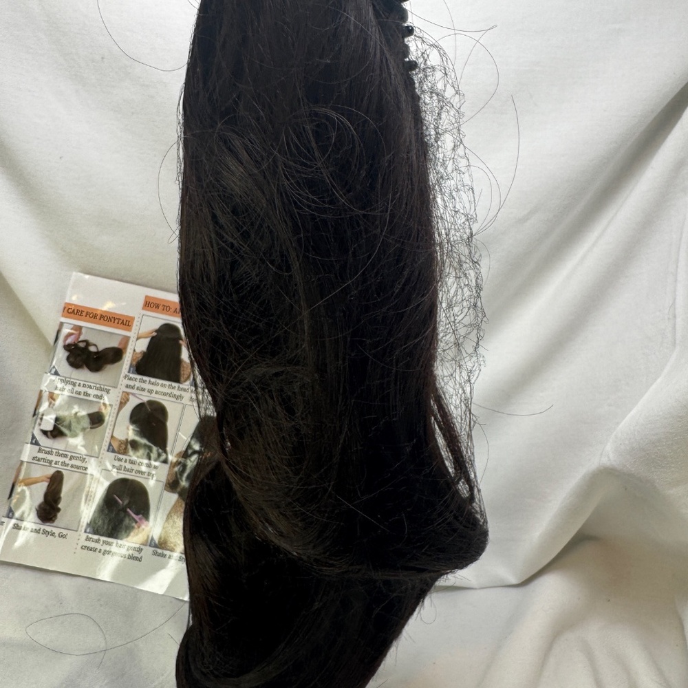 Claw Clip Hair Extentsion Ponytail Dark Brown Wavy 18" Synthetic Fiber - Picture 4 of 5